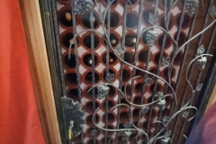 124