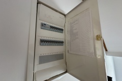 90